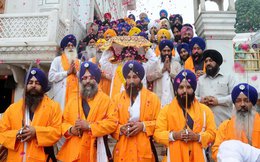 nanak-jayanti-2016_003_820_pti.jpg